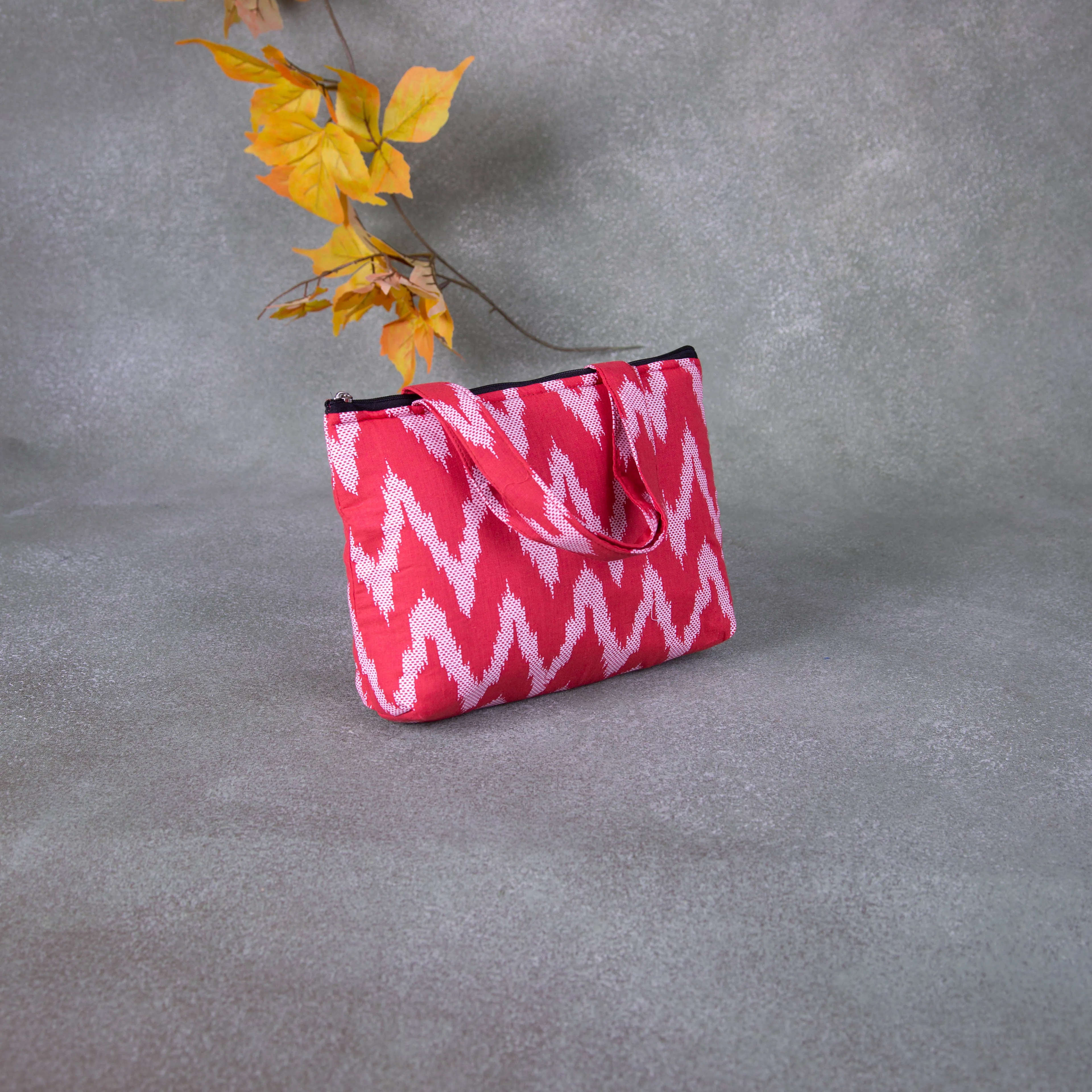 Bristlefront everyday handy Red Colour with White Zig Zag Design.